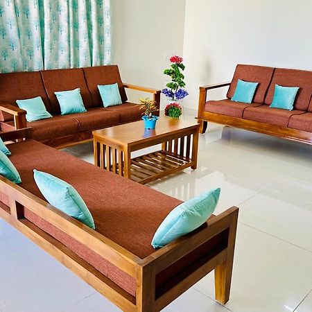 Tirupati Homestay - Ragunatha Resorts - 3Bhk Ac Apartments For Large Families - Free Breakfast - Flyover To Alipiri Gate - Wifi - Android Tv - - Easy Access To Visit All Temples Esterno foto