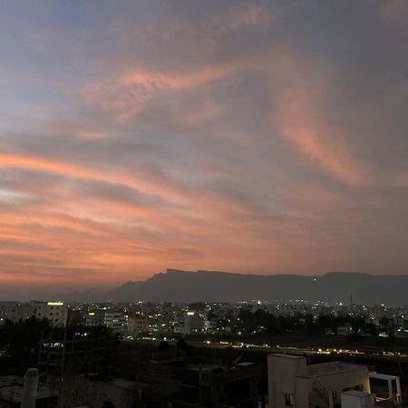 Tirupati Homestay - Ragunatha Resorts - 3Bhk Ac Apartments For Large Families - Free Breakfast - Flyover To Alipiri Gate - Wifi - Android Tv - - Easy Access To Visit All Temples Esterno foto