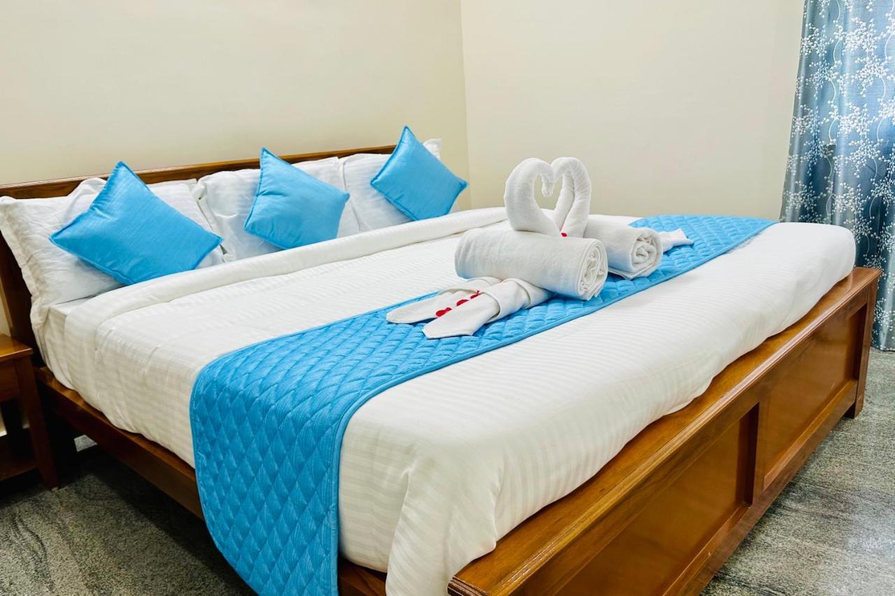 Tirupati Homestay - Ragunatha Resorts - 3Bhk Ac Apartments For Large Families - Free Breakfast - Flyover To Alipiri Gate - Wifi - Android Tv - - Easy Access To Visit All Temples Esterno foto